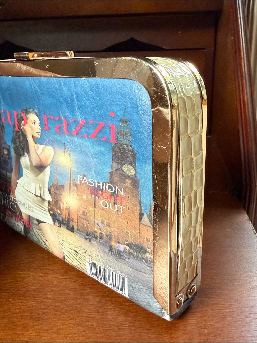 Paparazzi Magazine Print Hard Shell Clutch Gold Frame Novelty Y2K Purse - Picture 2 of 7